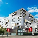 Residhome Park Appart hôtel 3*