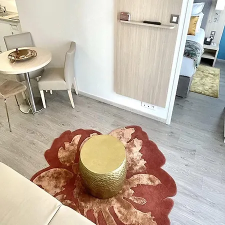 Residhome Park 3*