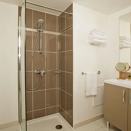Residhome Park Aparthotel Asnières