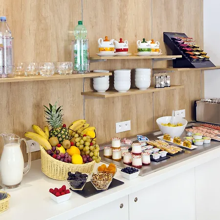 Residhome Park Aparthotel 3*