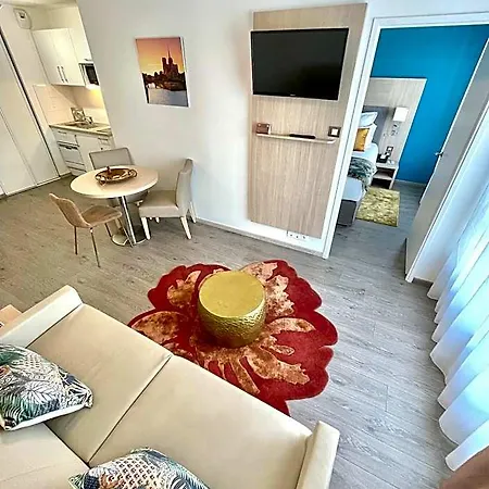 Ξενοδοχείο με διαμερίσματα Residhome Park 3*